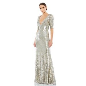 Mac Duggal 4707 NWT SEQUINED SHORT SLEEVE EVENING GOWN
